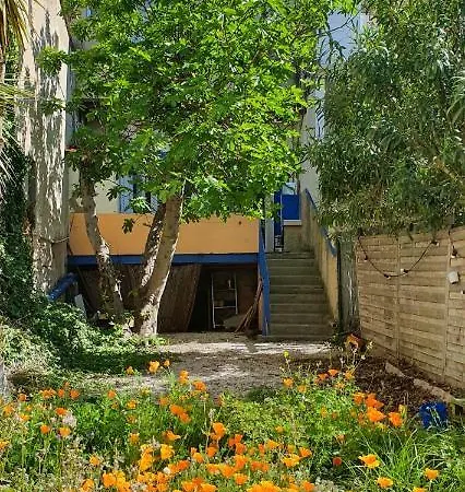 Maison Sur *