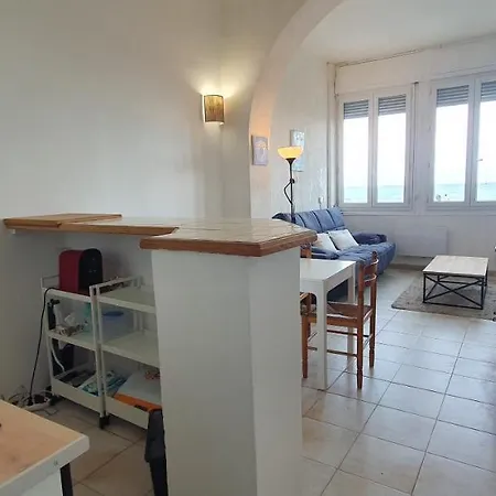Maison Sur